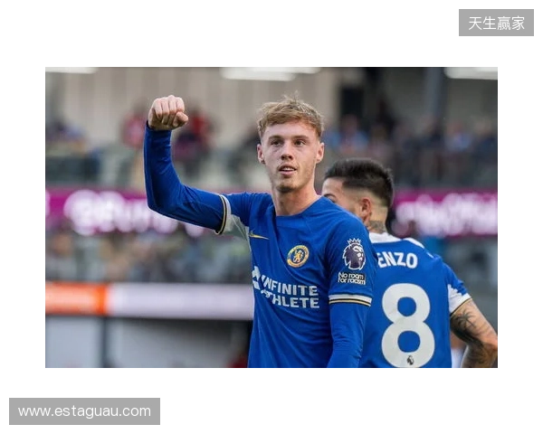 瓦德尔：B费库尼亚状态正佳，帕尔默若来曼联能稳获主力吗？