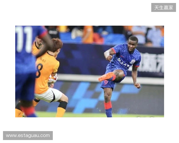 半场-上海申花0-0青岛海牛 拉唐头球造险牟鹏飞精彩三连扑